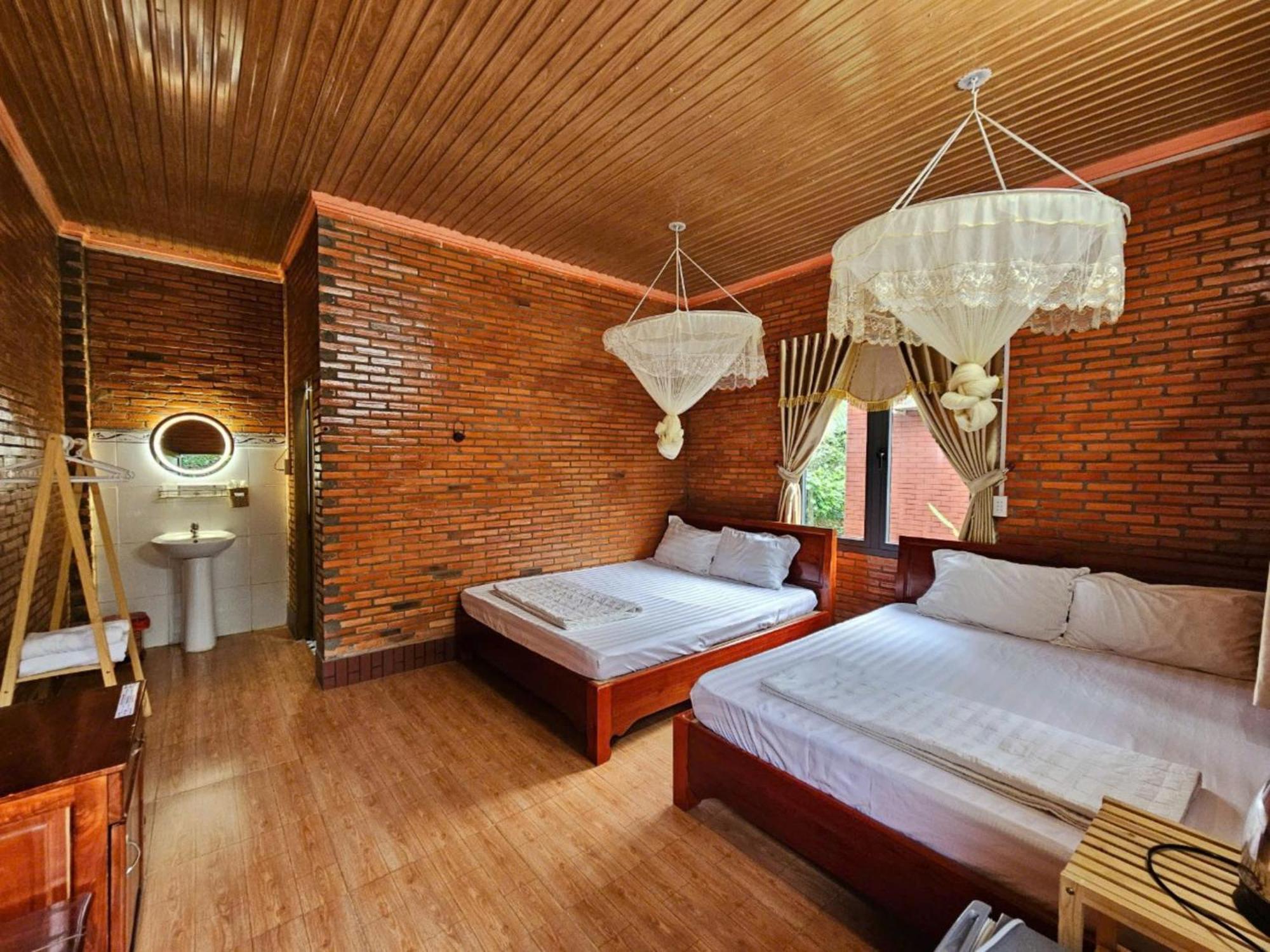 Cat Tien Farmer Lodge Quan Tom 外观 照片