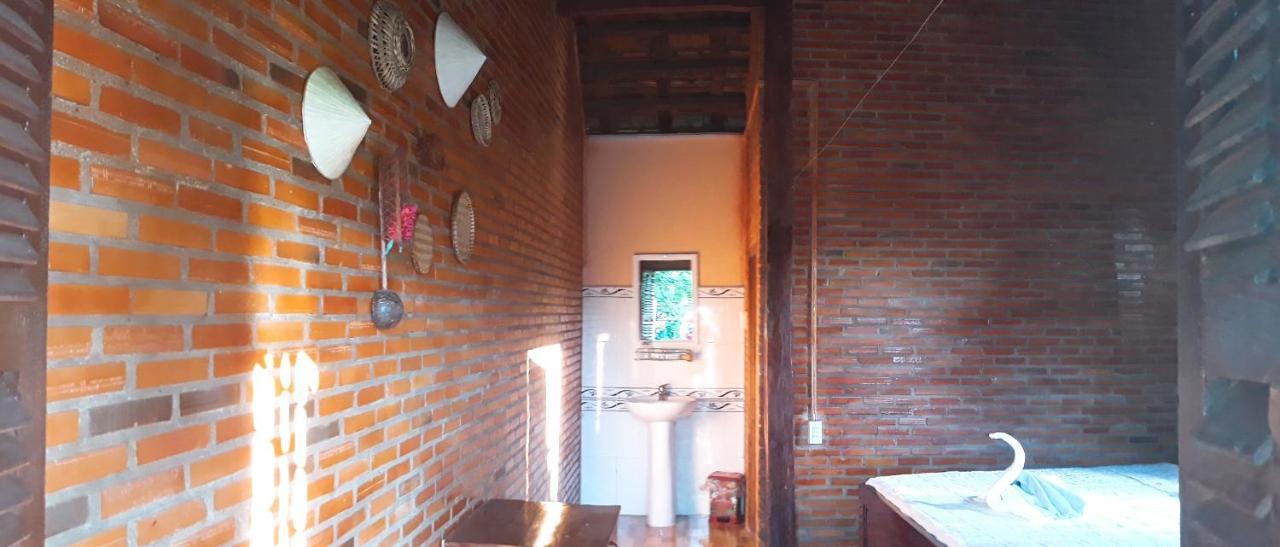 Cat Tien Farmer Lodge Quan Tom 外观 照片